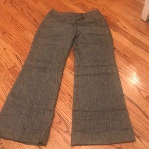 👶🏻White House Black Market wise leg pants.